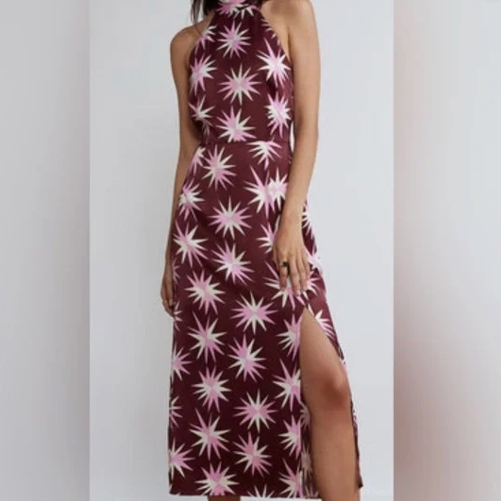 Kitri Halterneck, Low Back, Midi Dress Star Pattern
